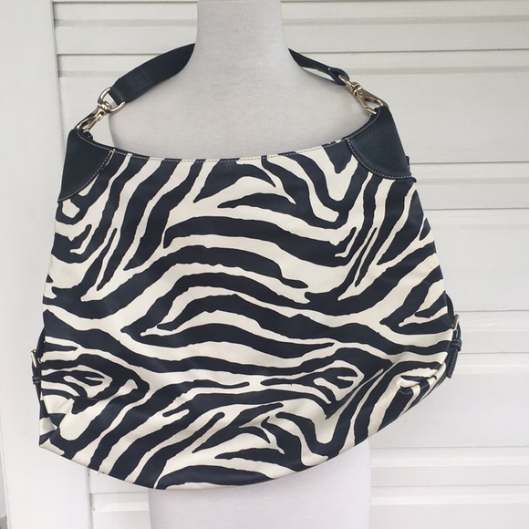 Dooney & Bourke zebra oversized bucket bag - Picture 2 of 8